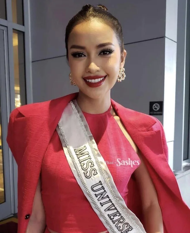 Ngọc Châu ngày đầu tại Miss Universe 2022: Lấn át đối thủ, được khen vì nói tiếng Anh - Ảnh 5